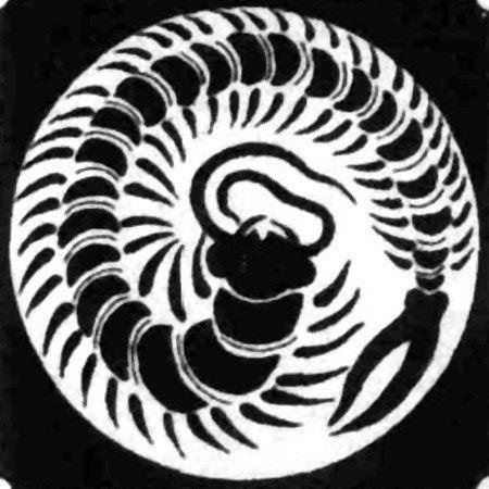 In nature, scolopendra are strong and can reproduce without the participation of a male, and therefore also act as a symbol of&nbsp;feminism.